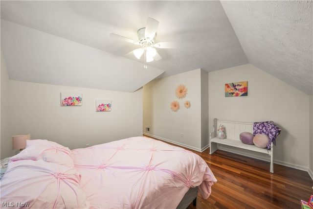 11779 Derbyshire Lane, Chagrin Falls, OH 44023