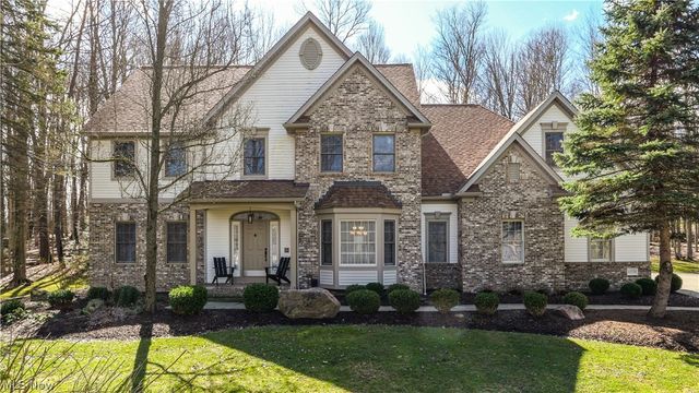 11779 Derbyshire Lane, Chagrin Falls, OH 44023