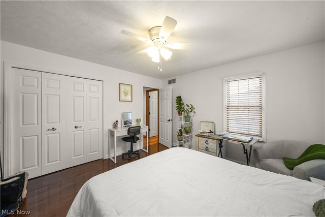 11779 Derbyshire Lane, Chagrin Falls, OH 44023