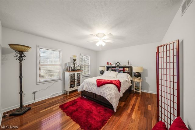 11779 Derbyshire Lane, Chagrin Falls, OH 44023