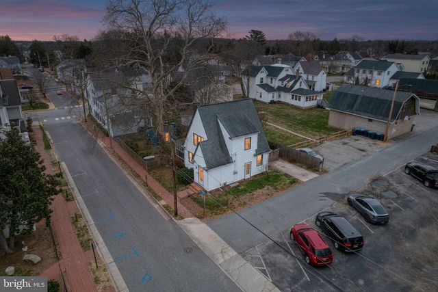 13 UNION, Smyrna, DE 19977