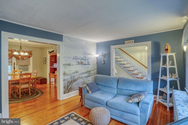 13 UNION, Smyrna, DE 19977