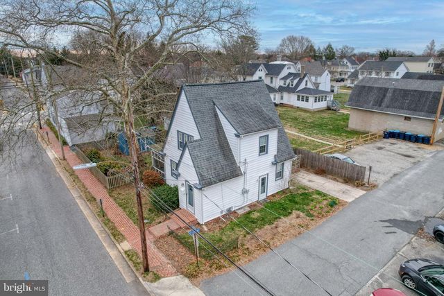 13 UNION, Smyrna, DE 19977