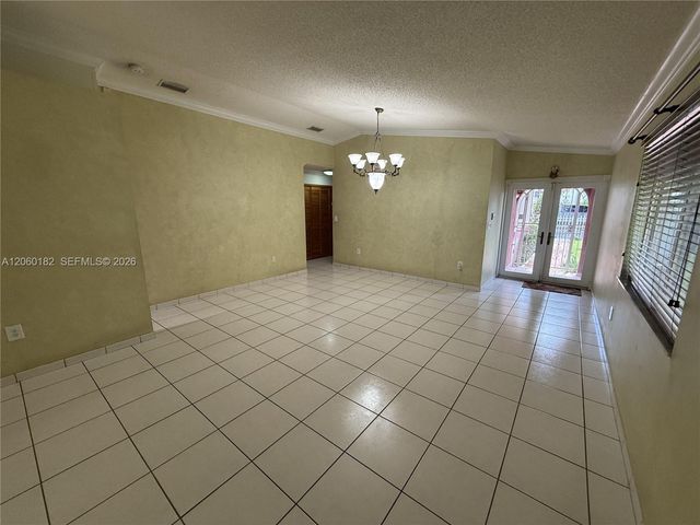 7510 W 4th Avenue, Hialeah, FL 33014
