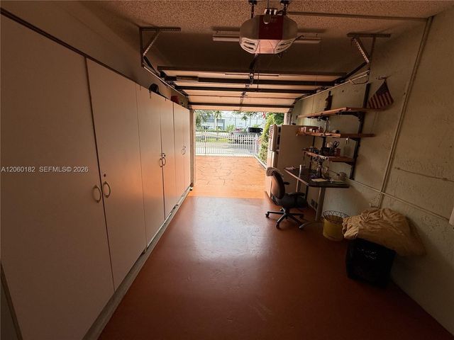 7510 W 4th Avenue, Hialeah, FL 33014
