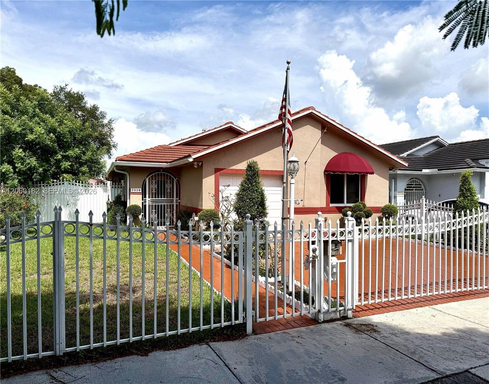 7510 W 4th Avenue, Hialeah, FL 33014