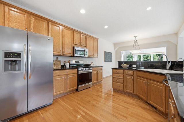 749 Ali Lane, Victoria, MN 55386