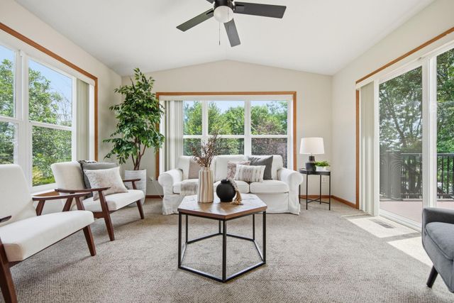 749 Ali Lane, Victoria, MN 55386