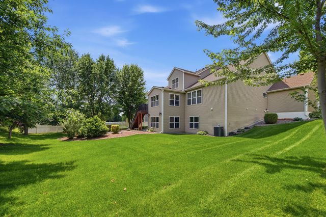 749 Ali Lane, Victoria, MN 55386