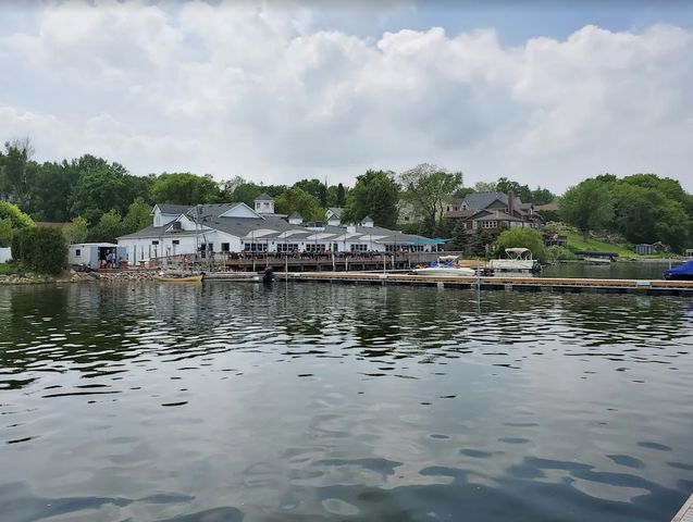 749 Ali Lane, Victoria, MN 55386