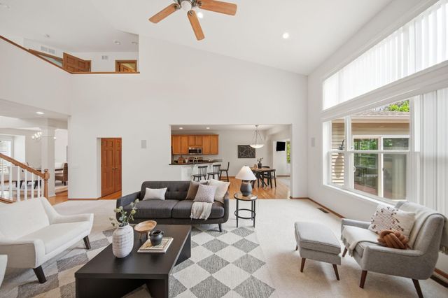 749 Ali Lane, Victoria, MN 55386