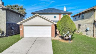 8914 Pecan Place Drive, Houston, TX 77071