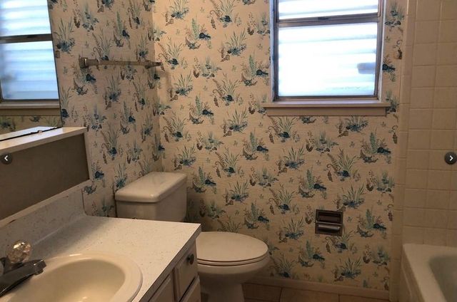 1005 Barcelona St, Portland, TX 78374