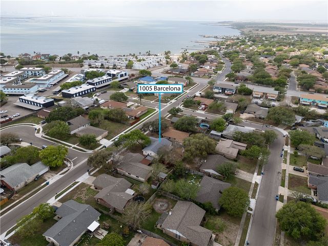 1005 Barcelona St, Portland, TX 78374