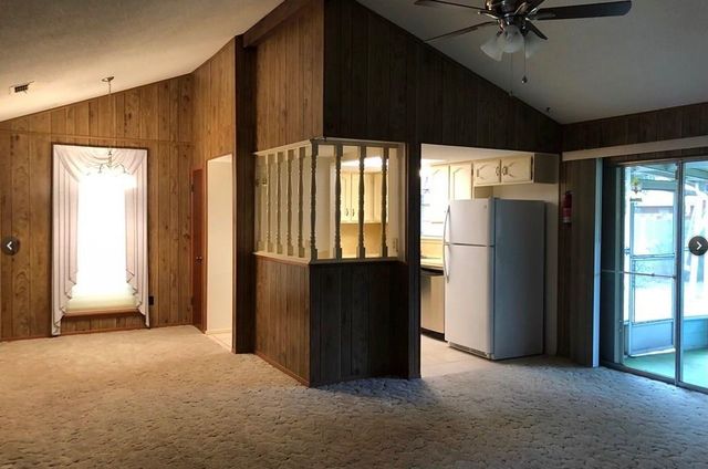 1005 Barcelona St, Portland, TX 78374