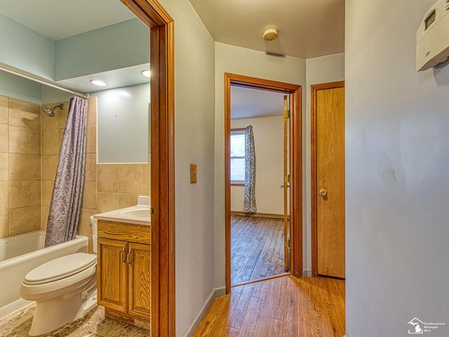 28339 Sheridan Street, Garden City, MI 48135