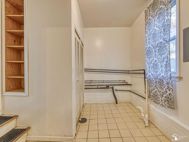 28339 Sheridan Street, Garden City, MI 48135