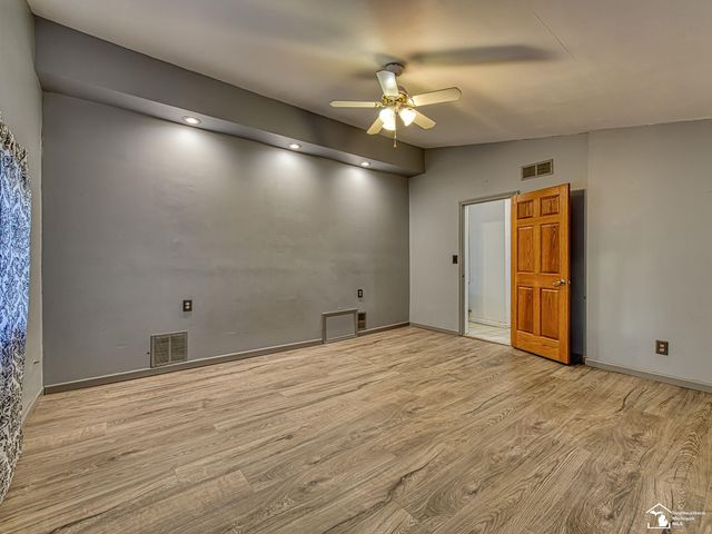 28339 Sheridan Street, Garden City, MI 48135