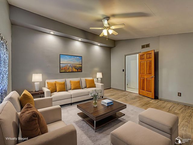 28339 Sheridan Street, Garden City, MI 48135