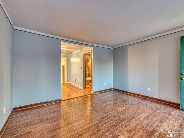 28339 Sheridan Street, Garden City, MI 48135