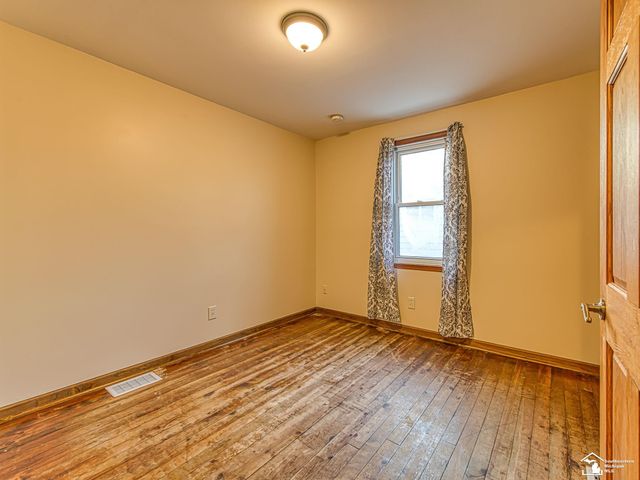 28339 Sheridan Street, Garden City, MI 48135