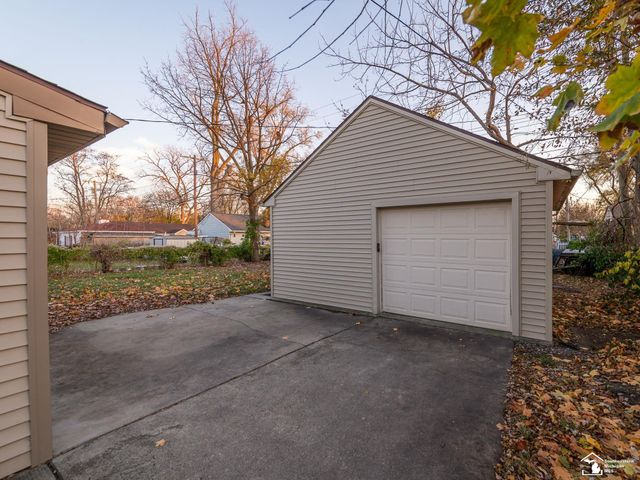 28339 Sheridan Street, Garden City, MI 48135