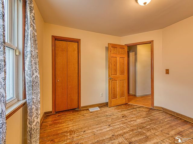 28339 Sheridan Street, Garden City, MI 48135