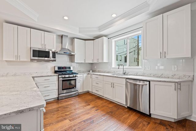 1110 ORREN ST NE, Washington, DC 20002