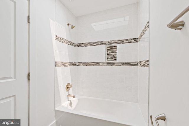 1110 ORREN ST NE, Washington, DC 20002