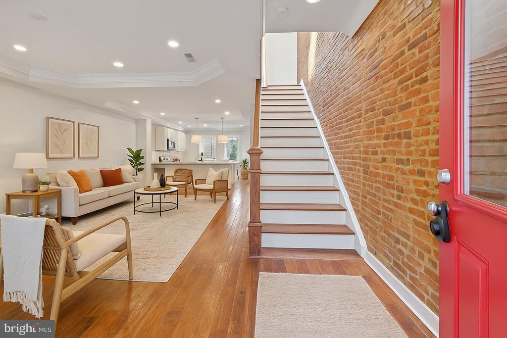 1110 ORREN ST NE, Washington, DC 20002