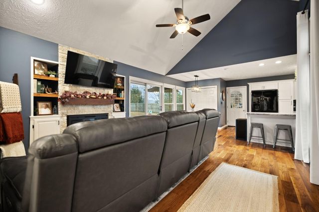 1118 Fawn Run, Somerset, KY 42501