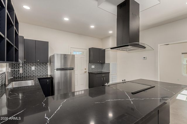 125 N 11TH Avenue A, Phoenix, AZ 85007