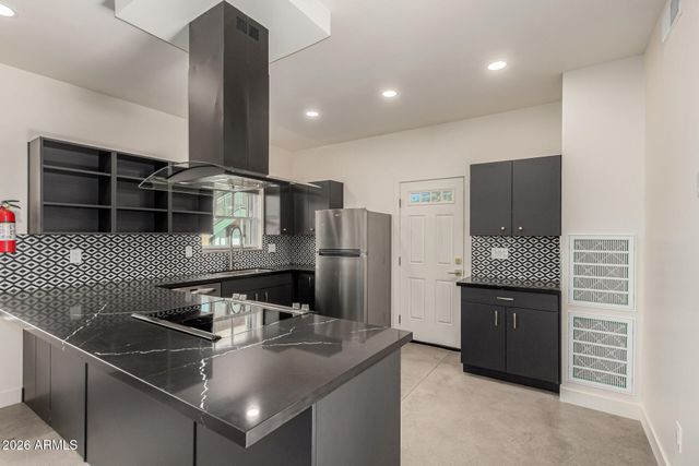 125 N 11TH Avenue A, Phoenix, AZ 85007