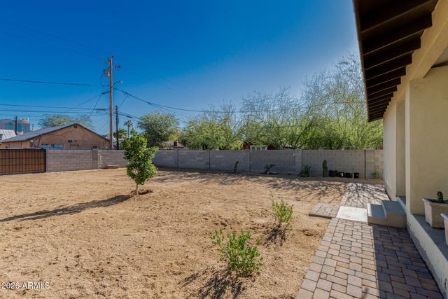 125 N 11TH Avenue A, Phoenix, AZ 85007