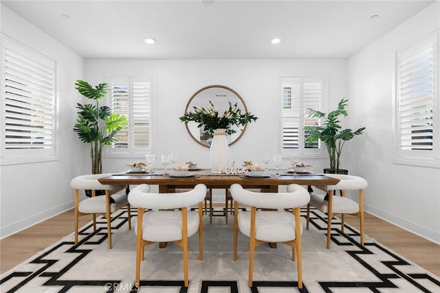 208 Zawn, Irvine, CA 92618