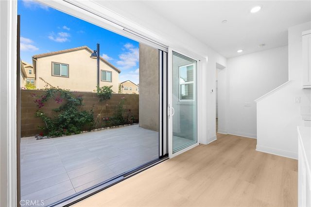 208 Zawn, Irvine, CA 92618