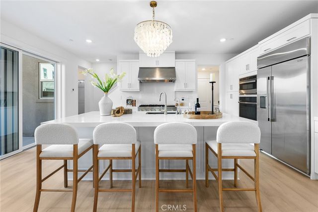 208 Zawn, Irvine, CA 92618