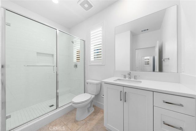 208 Zawn, Irvine, CA 92618