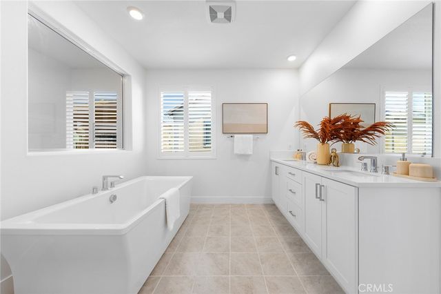 208 Zawn, Irvine, CA 92618