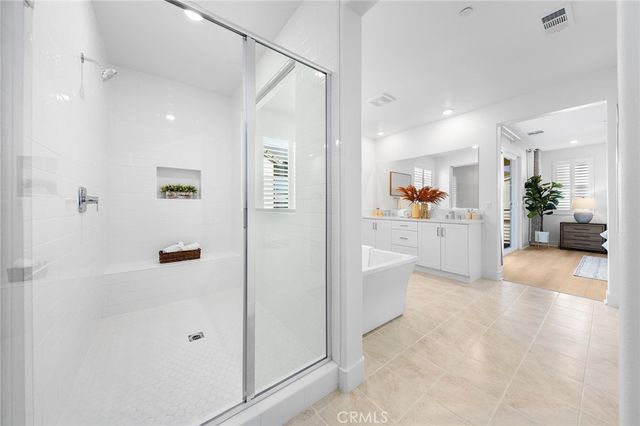 208 Zawn, Irvine, CA 92618