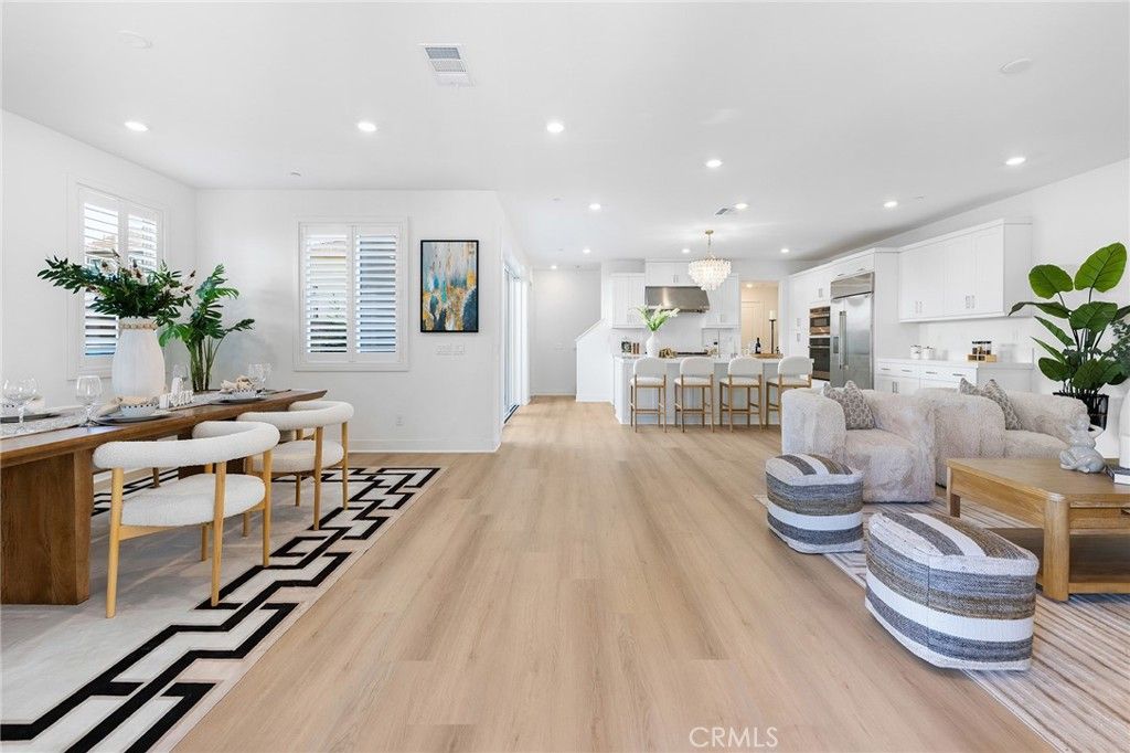 208 Zawn, Irvine, CA 92618