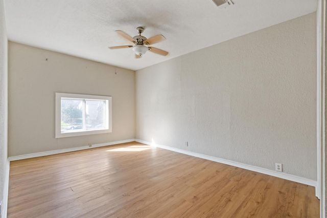 703 S 13th ST, Copperas Cove, TX 76522