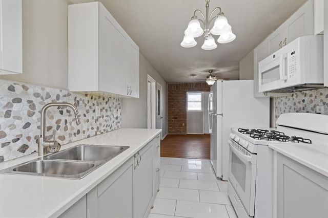 703 S 13th ST, Copperas Cove, TX 76522