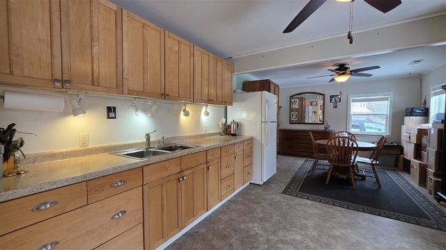 14 S 5th Street, Morley, MI 49336