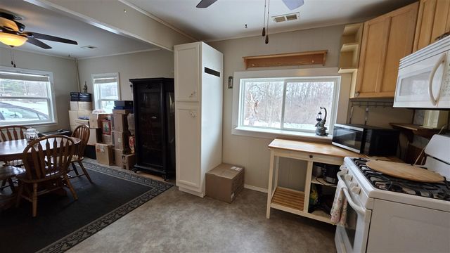 14 S 5th Street, Morley, MI 49336