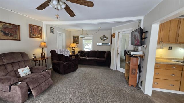 14 S 5th Street, Morley, MI 49336