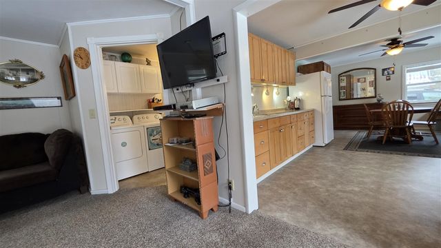 14 S 5th Street, Morley, MI 49336