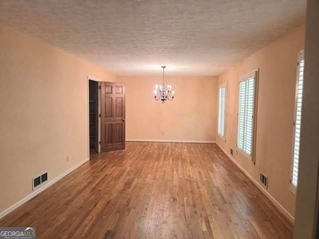 65 Cook Lane, Stockbridge, GA 30281
