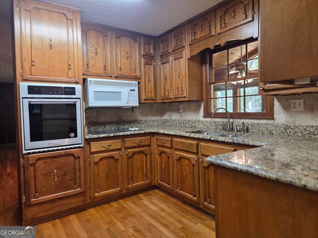 65 Cook Lane, Stockbridge, GA 30281