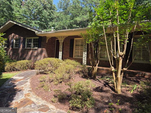 65 Cook Lane, Stockbridge, GA 30281